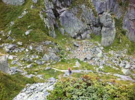 Chatting with two hikers who came down the Arpette
